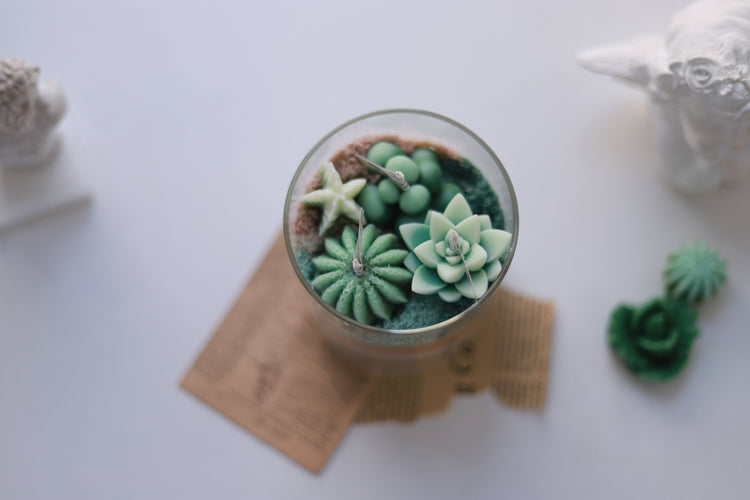 JADE.YU scented candle